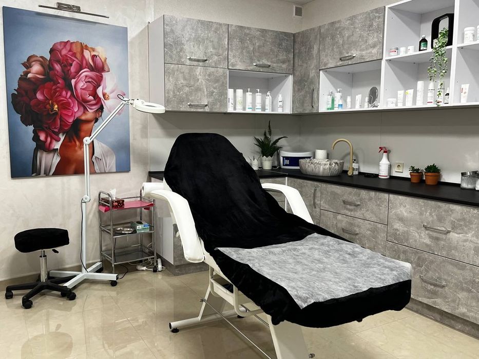 Суборенда кабінету для косметолога з обладнанням