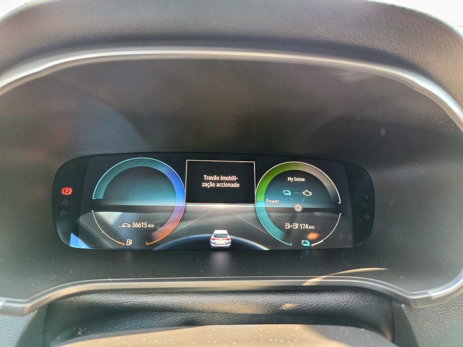 Renault Megane ST E-Tech híbrido plugin, IVA DEDUTÍVEL! Nacional