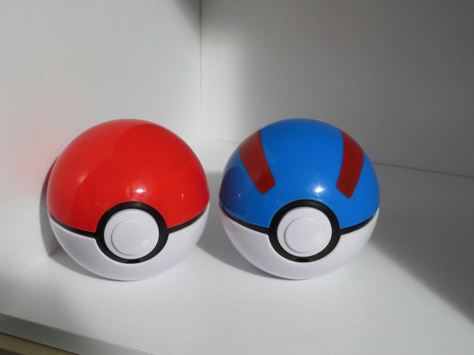 Pokebolas interativas, Fala em frances e ingles, Adivinham os Pokémon