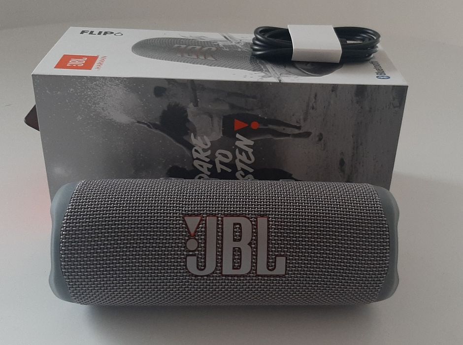Coluna JBL Flip 6 - cinzento