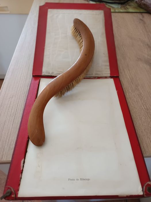 Moldura   e estampa vintage"João Cardozo Lisboa"