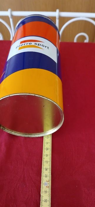 Lata pierre sport, vazia