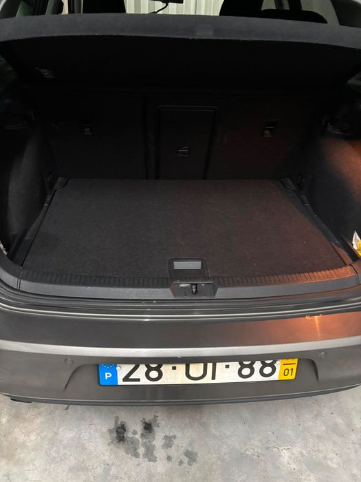 VW Golf VII 1.6 TDI BlueMotion 110cv | Muito Estimado