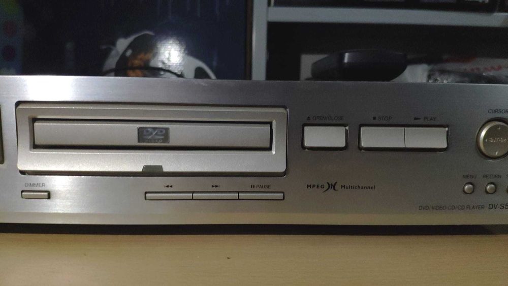 Leitor DVD Onkyo DV S535