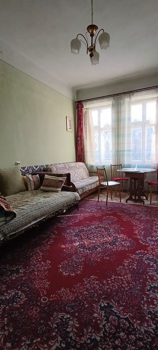 Оренда 1-кім Русових, Львів