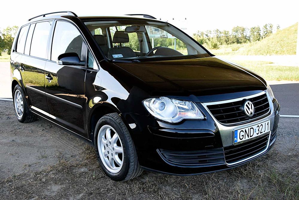Volkswagen Touran 1.9 TDI, rok produkcji 2009