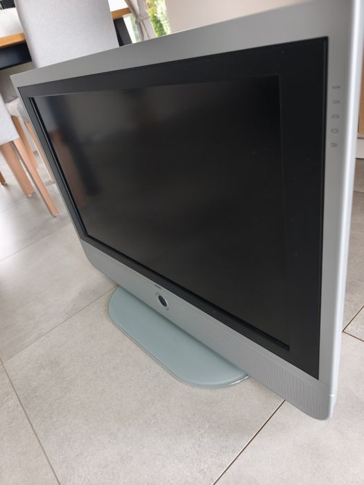 Telewizor LOEWE.