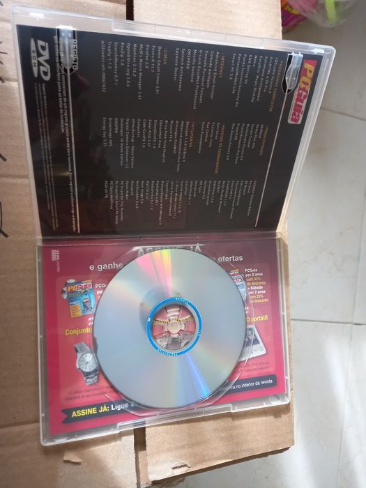 Dvd dupla face com jogos e outros softwares
