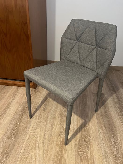 4 cadeiras para mesa jantar/ escritório