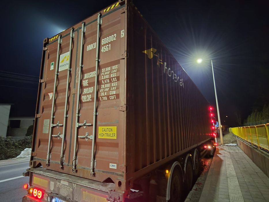 Kontener morski 40HC – High Cube 12m, rozładunek