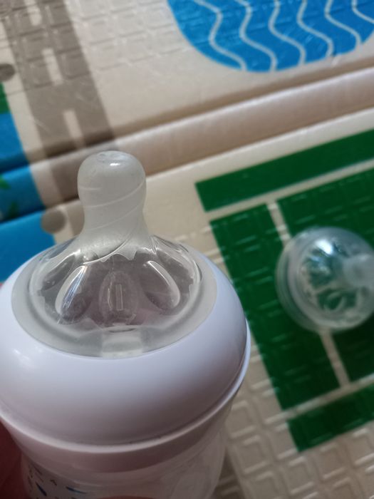 Пляшечка Avent Phillipc 125 ml natural