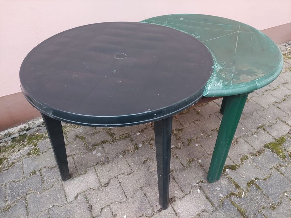 Designerski stół plastikowy