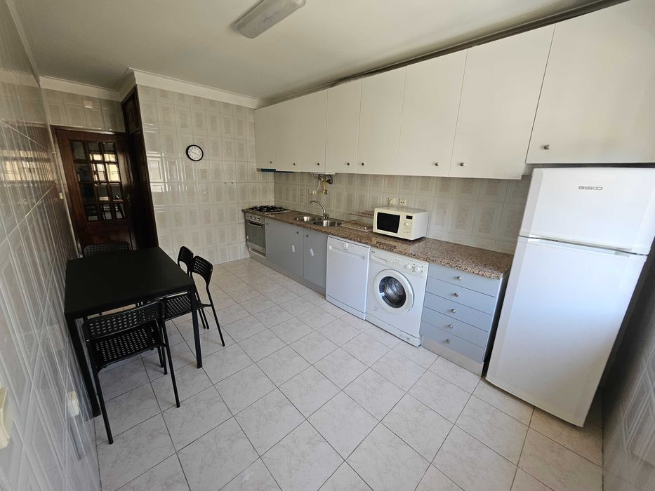 Arrenda-se Apartamento T2 São Vicente