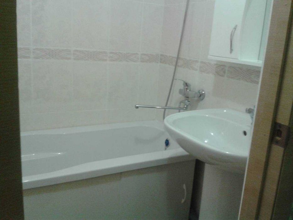 ЦЕНТР, вул. Центральна, подобово, погодинно Павлоград