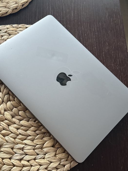 ⸻  Apple MacBook Pro 13” 2019 – model A2159