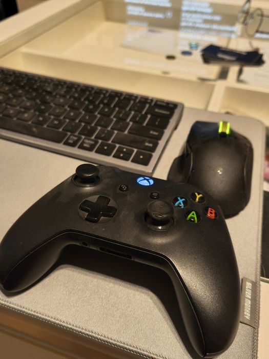 Xbox one s myszka klawiatura słuchawki