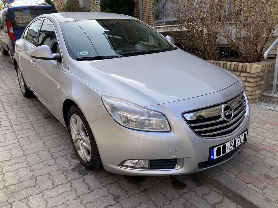 Opel Insignia Super Stan SALONOWY 1 Właściciel Najlepszy Silnik 2XOpony Nowy Rozrząd
