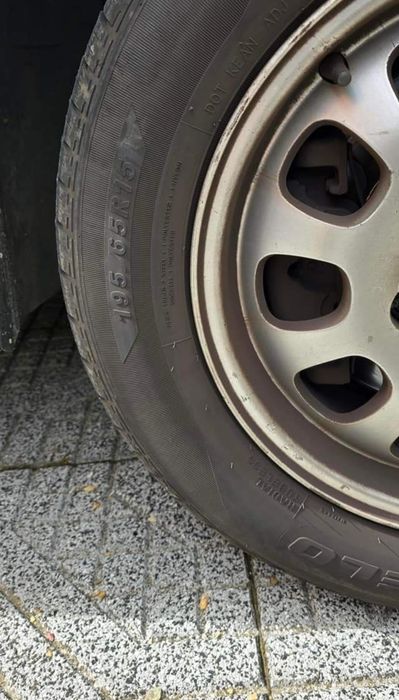 Jantes 5×120 com pneus para desocupar