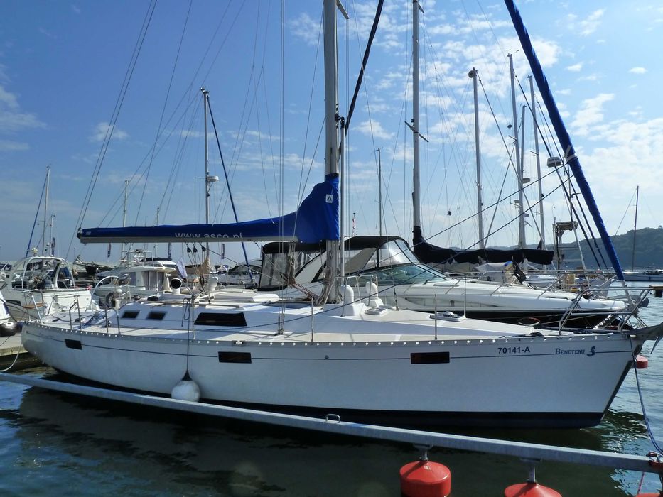 Jacht żaglowy BENETEAU Oceanis 390