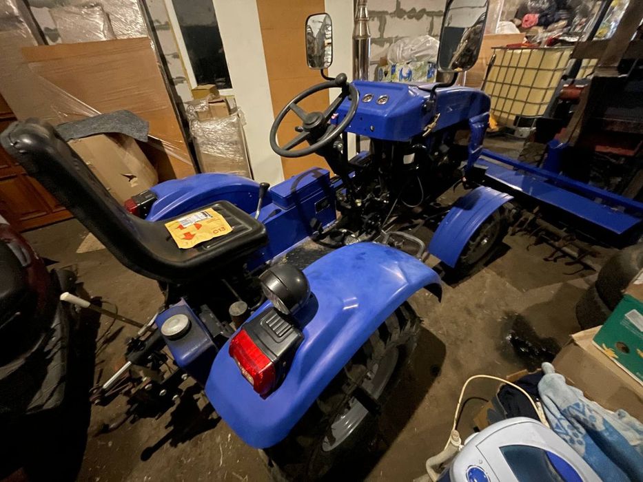 Продам б/у мототрактор , я перший власник + додатково продам фрізу