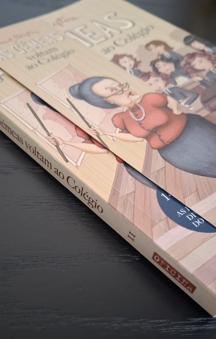 "As Gémeas voltam ao Colégio" de Enid Blyton