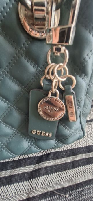 Mala Guess Cessily Box Satchel