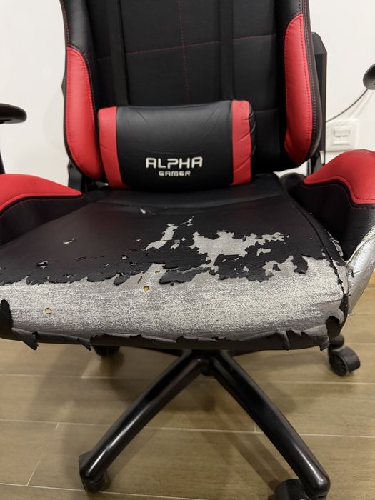 Cadeira alpha gamer estragada