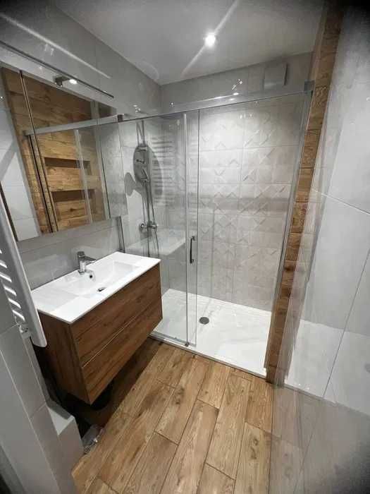 MIELEC // 7os. // 750 PLN//