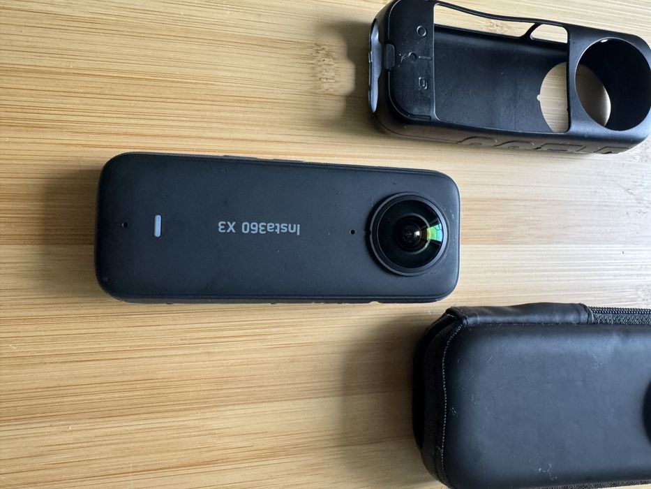 Insta 360 x3 . .