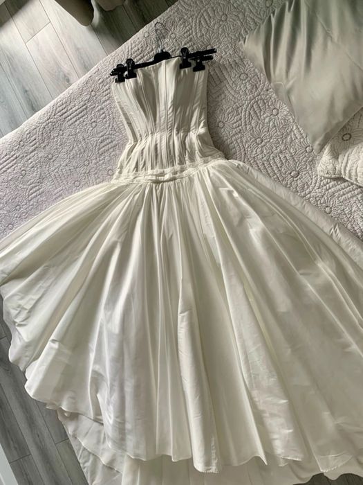 Весільна сукня Novias