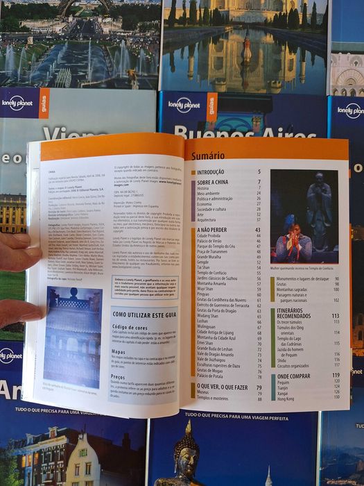 Guias de viagem (Lonely Planet)