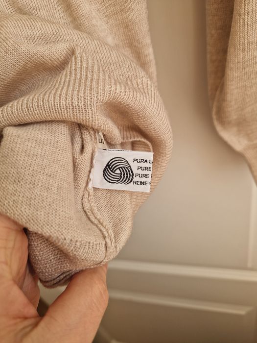 Beżowy golf sweter 100 % wełna