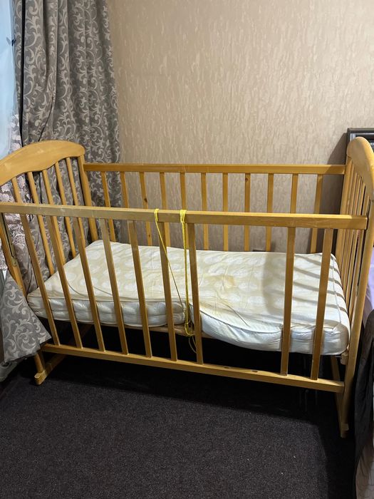Ліжечко дитяче. Віддам безкоштовно.