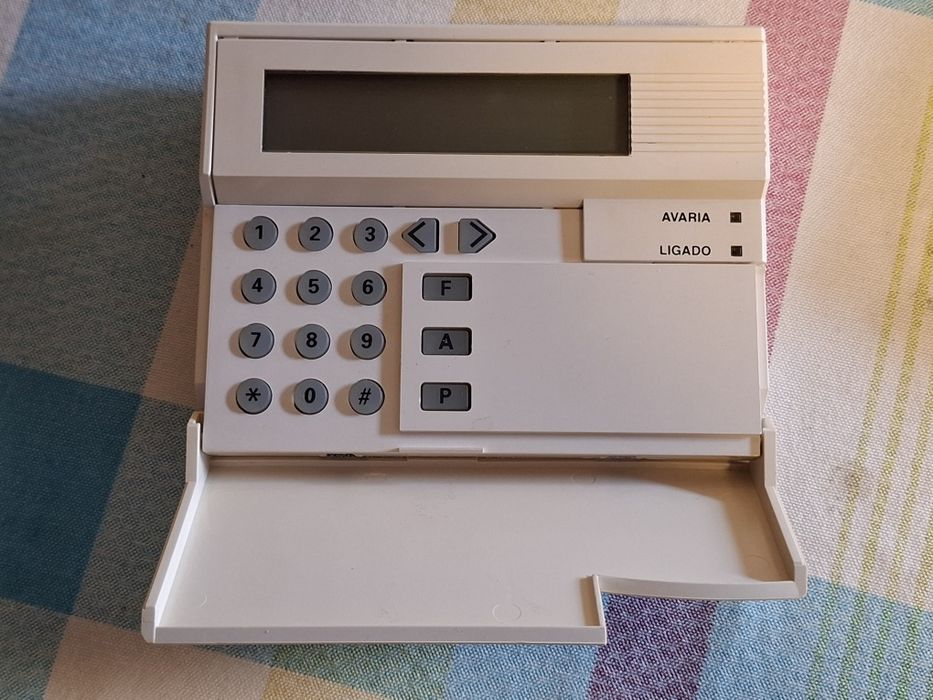 Teclado alarme intrusão