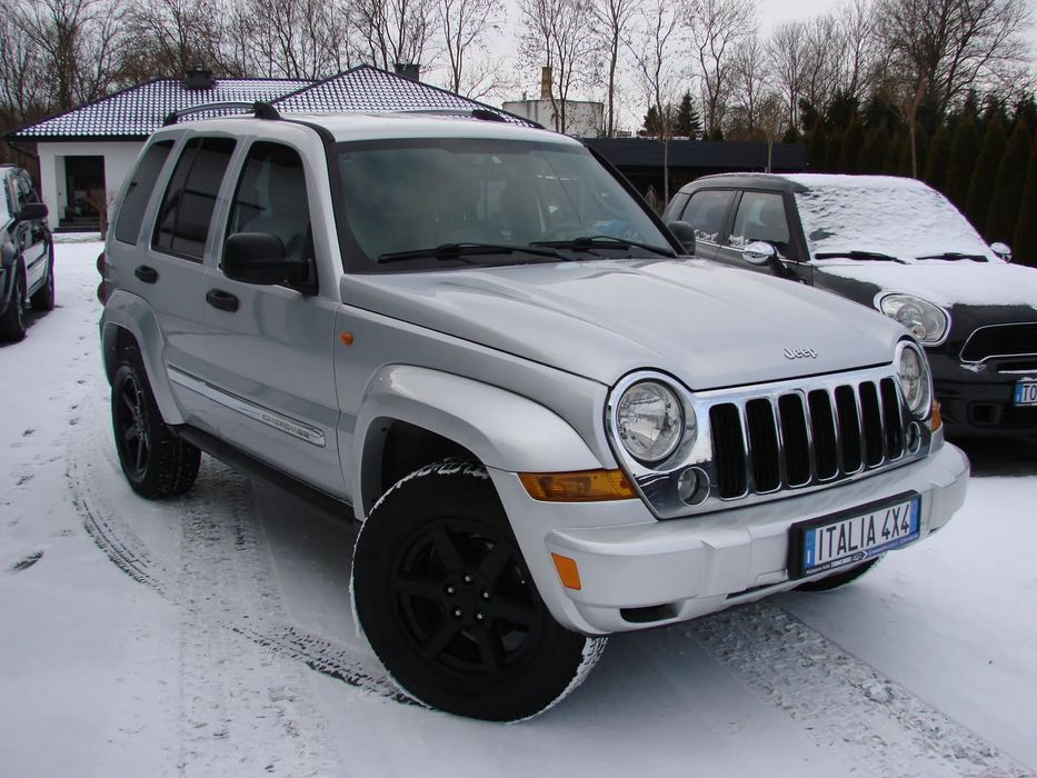 Jeep Cherokee 4x4 reduktor. prawdziwa terenówka ZDROWY !!!