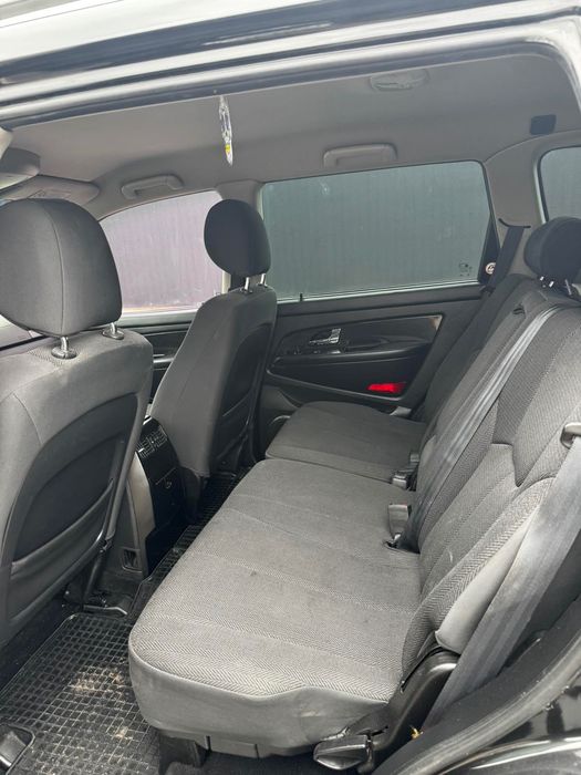 Автомобиль SsangYoug Rexton