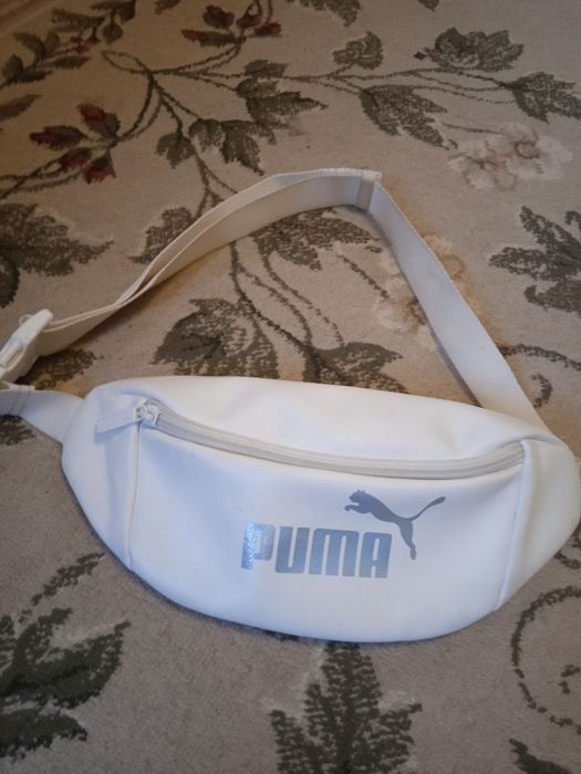 Puma бананка женская белая