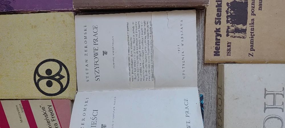 Zestaw lektur szkolnych retro / PRL – Sienkiewicz, Żeromski, Hemingway