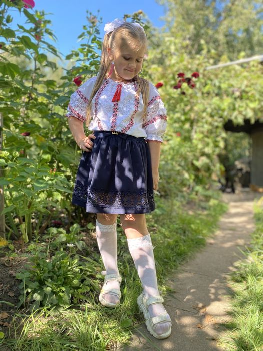 Продам комплект вишиванка та юбка