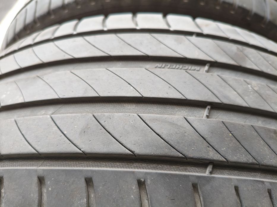 Pneus Michelin usados 215/50 R17