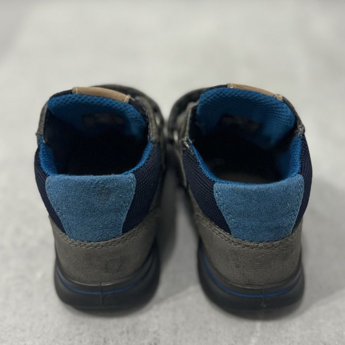 Buty dziecięce ecco first rozmiar 23