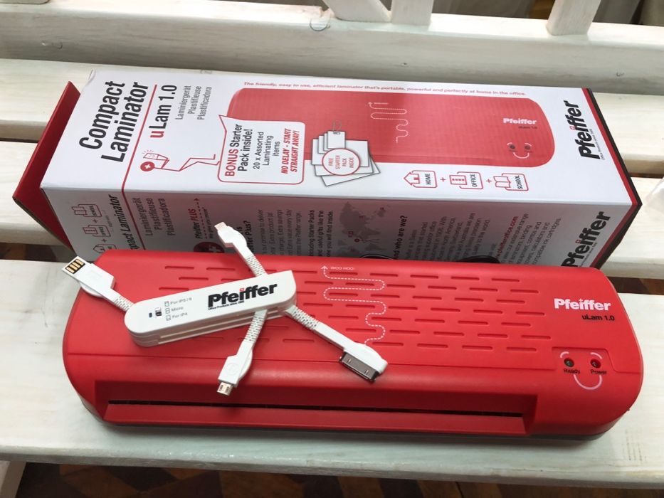 Комплект для офісу: Ламінатор А4 + Дата кабель 3в1 + Плівка