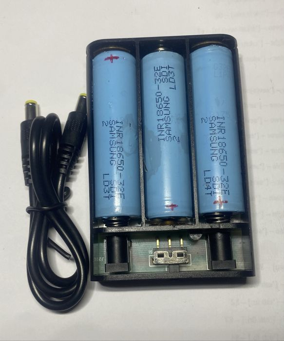 Блок живлення / акумуляторний модуль 3×18650 з вимикачем