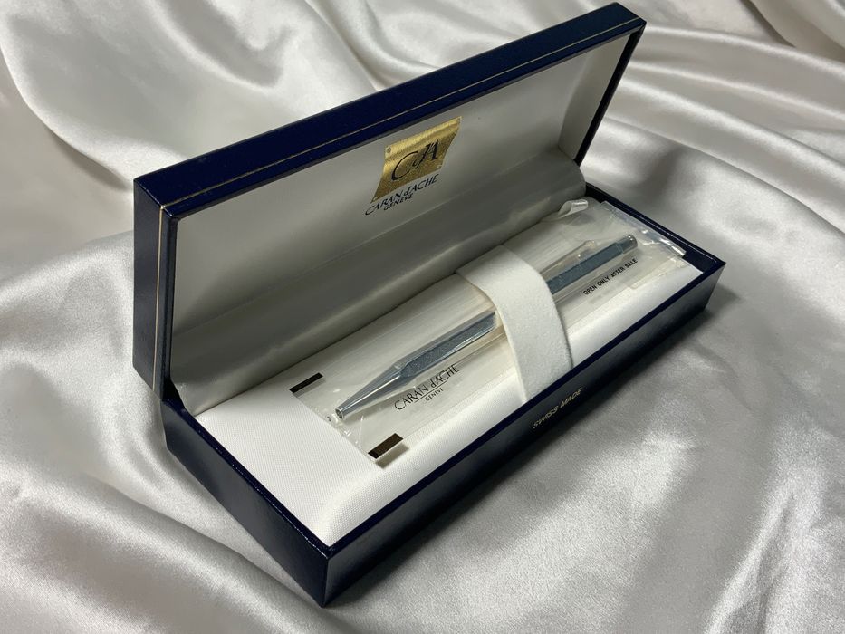 Кулькова ручка Caran d'Ache Ecridor Chevron Швейцарія