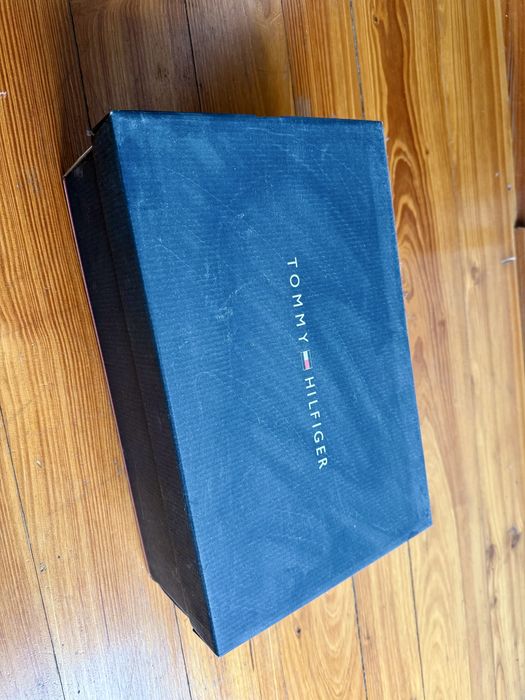 Sprzedam buty męskie Tommy Hilfiger 44 Winter Cognac