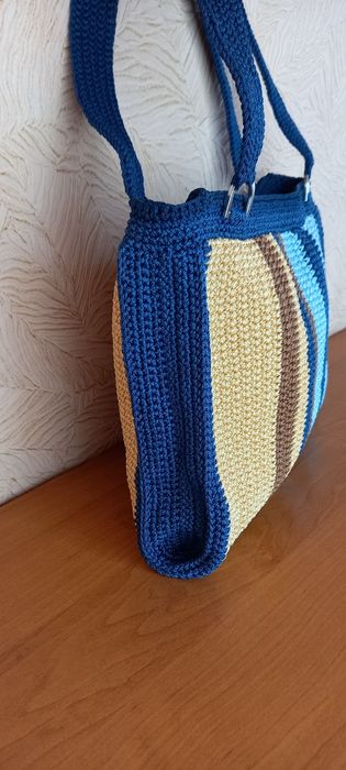 Продам вязанную сумку