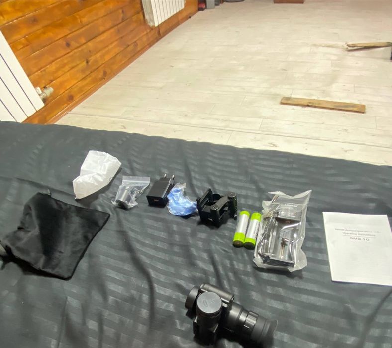 Монокуляр прилад з нічним баченням