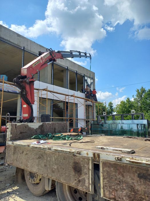 Маніпулятор львів стріла 13 метрів послуги оренда перевезення