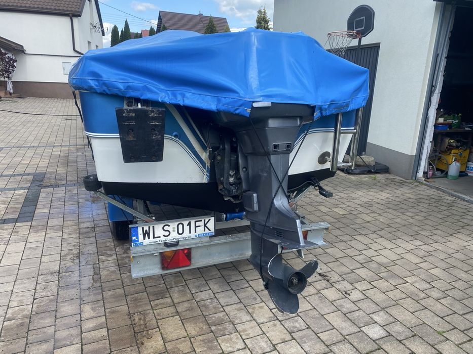 Łódź wędkarska motorowa 5,2 m, 115km