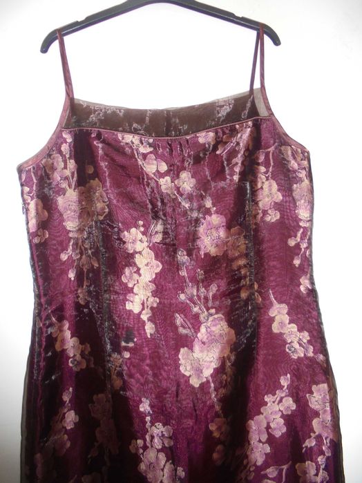 vestido de mulher muito clássico